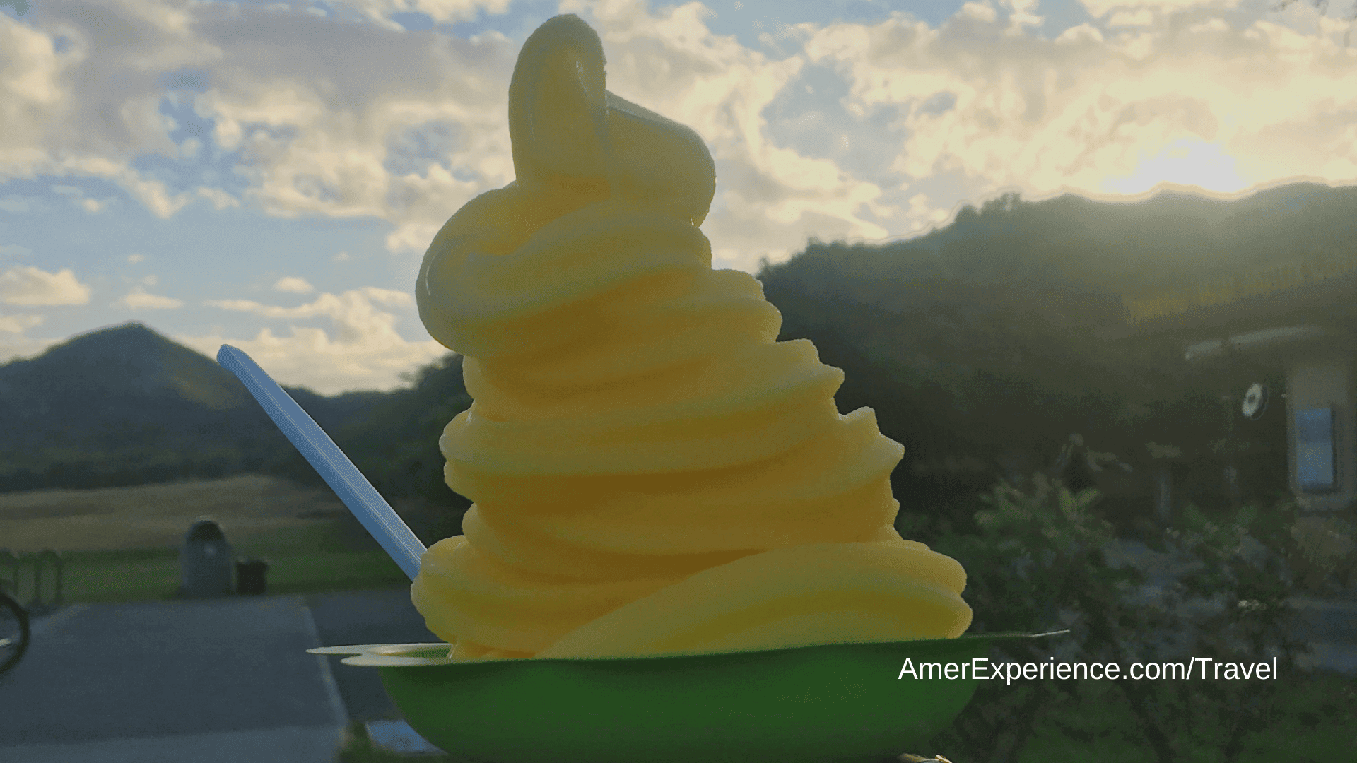 From Dole Whips to 'TikTok' margaritas, here are 10 snacks and treats to try at Disney