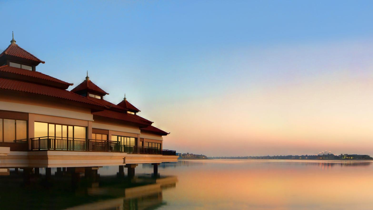 abb1332b 13ef 4a57 896f 76b08e579cf4 Anantara The Palm Dubai Resort One Bedroom Over Water Villa Sunset.JPGcrop36562057x0y0width3200height1801formatpjpgautowebp