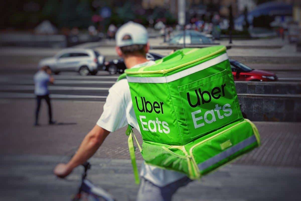 uber robert anasch unsplash.jpg