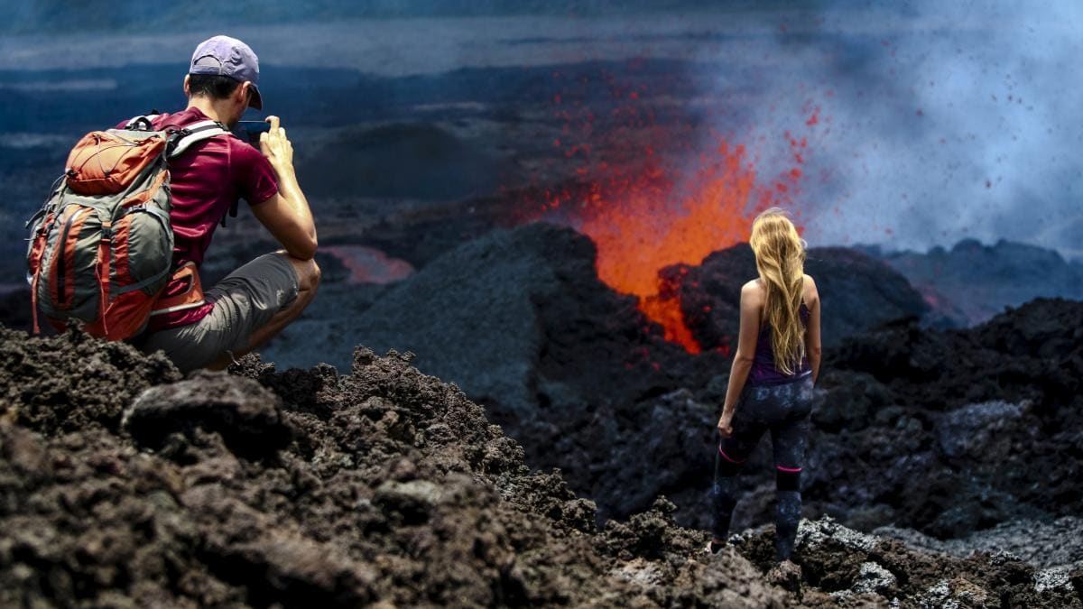 ERUPTION DU PITON DE LA FOURNAISE.jpg