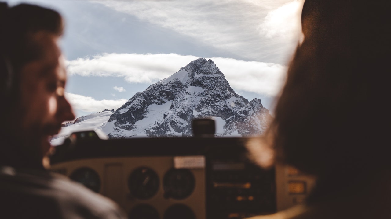 Pilot alex gorham RRa8 fMjtkw unsplash.jpg