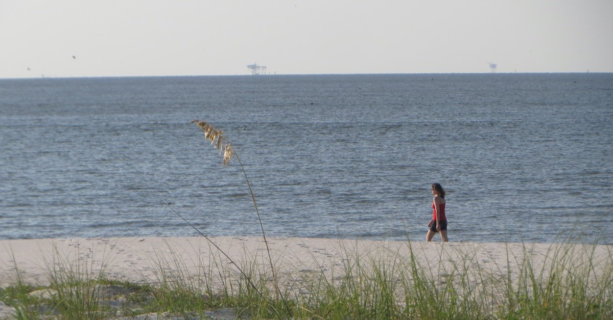 gulf beach alabama.jpg