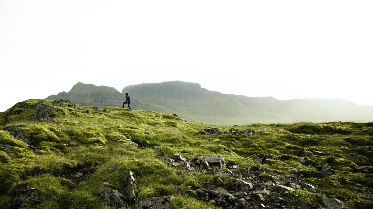 Hiking20Socks 2022 endika valle ykY6XTJ3aRc unsplash.jpg