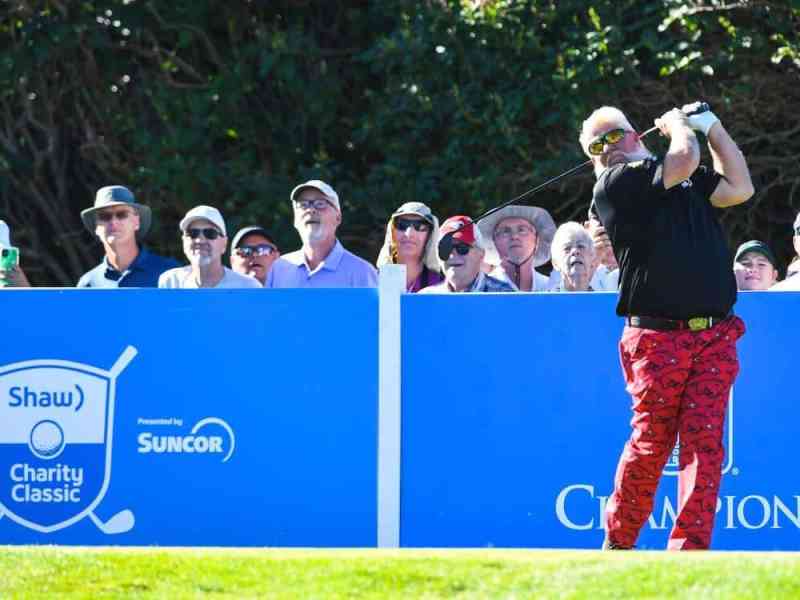 Golf: John Daly, Miss Missouri throw out first pitches at St. Louis Cardinals game