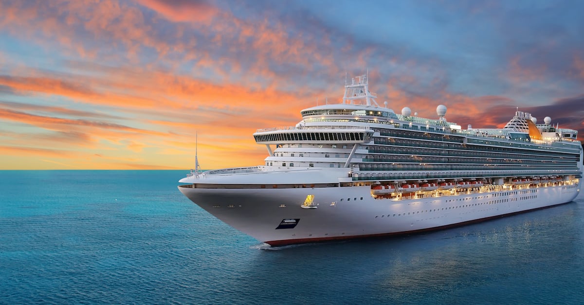 cruise ship on the ocean 1.jpg - Travel and Golf Influencer - AmerExperience Content Curator