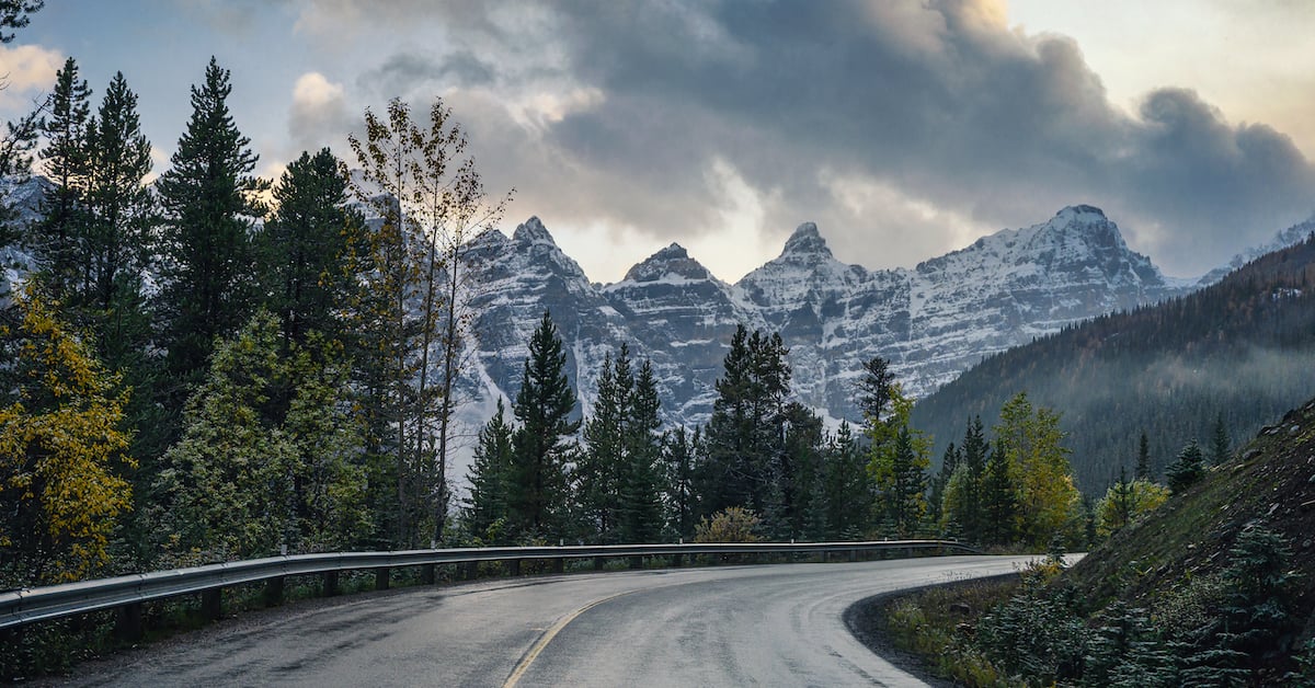 lake moraine road banff fb.jpg - Travel and Golf Influencer - AmerExperience Content Curator