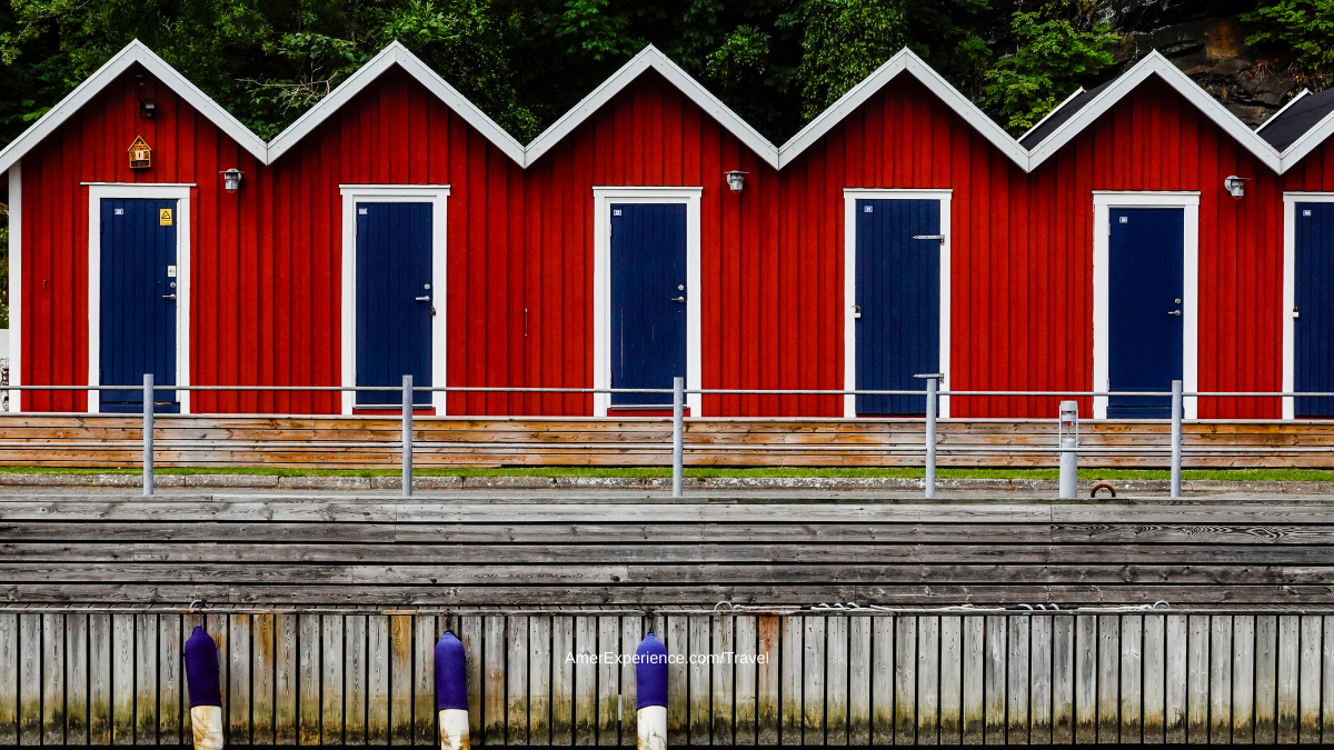 Göteborg ist die zweitgrößte Stadt Schwedens und bekannt für ihre charmanten Kanäle, den geschäftigen Hafen und die lebendige Gastronomieszene. Sie können das Göteborger Kunstmuseum besichtigen, durch das malerische Haga-Viertel schlendern oder den Vergnügungspark Liseberg besuchen.