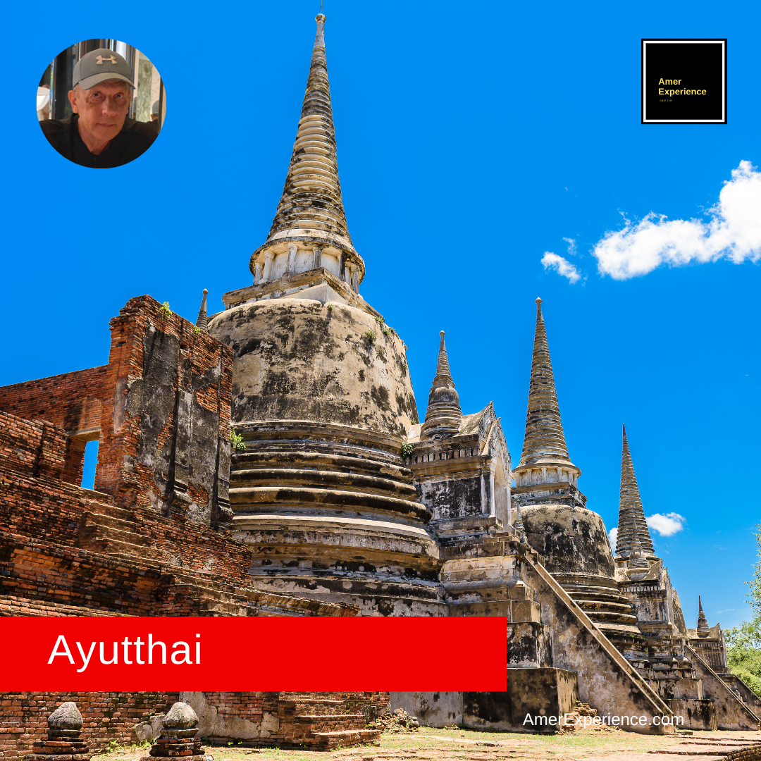Ayutthaya oli Thaimaan kuningaskunnan pääkaupunki ennen Bangkokia ja siellä paljon historiaa nähtävyyksiä, kuten temppeleitä ja palatseja.