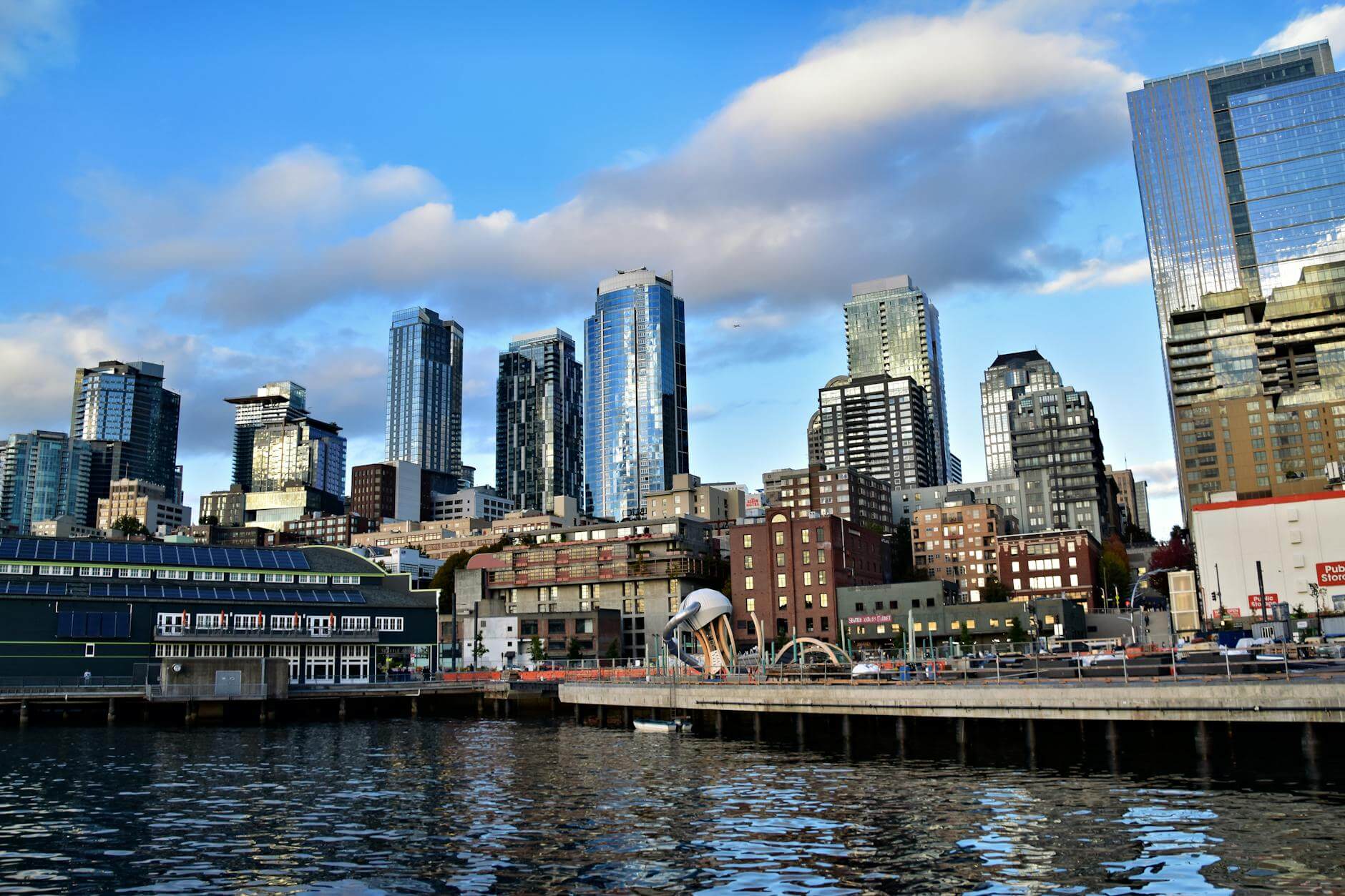 Best things to do in Seattle – tours, attractions & experiences - seattle waterfront skyline with modern skyscrapers